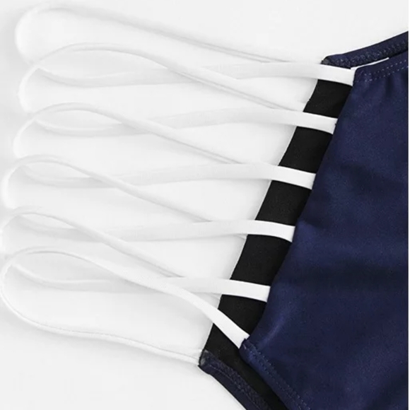 Sexy Halter Ladder Cut Out Bikini Set - Picture 7 of 8